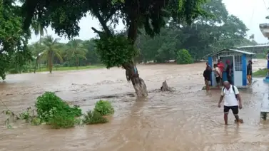 Sucre | Autoridades atienden población afectada por fuertes lluvias Sucre | Autoridades atienden población afectada por fuertes lluvias