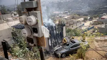 México | Quiso cargar su Tesla en un poste de luz y causó un incendio (+Video) México | Quiso cargar su Tesla en un poste de luz y causó un incendio (+Video)