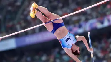 Robeilys Peinado inscribe su nombre en la final olímpica de salto con garrocha Robeilys Peinado inscribe su nombre en la final olímpica de salto con garrocha