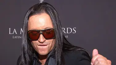 Elvis Crespo se cambia el look para verse como Karol G (+Video) Elvis Crespo se cambia el look para verse como Karol G (+Video)