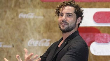 Horas de espera para pasar un minuto con David Bisbal en Argentina