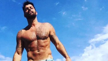Ricky Martin muestra que todavía puede mover su "bon bon" (+Video)