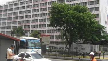 Hallan dos cuerpos sin vida detrás de la Maternidad Concepción Palacios