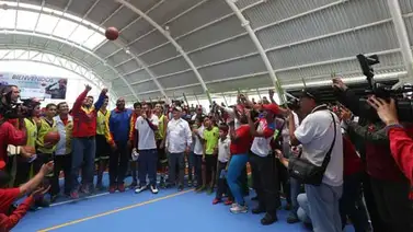 Ministro Néstor Reverol inauguró cancha deportiva en Carapita Ministro Néstor Reverol inauguró cancha deportiva en Carapita