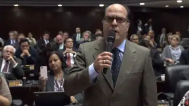 Julio Borges solicita a la AN diferir debate sobre la ruptura constitucional Julio Borges solicita a la AN diferir debate sobre la ruptura constitucional