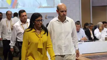 Delcy Rodríguez pidió a Kuczynski que se quite "traje de empresario estadounidense" (+Video) Delcy Rodríguez pidió a Kuczynski que se quite "traje de empresario estadounidense" (+Video)