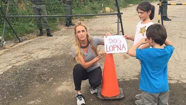 Lilian Tintori a la Lopna: Dictadura viola el derecho a mis hijos de poder ver a su padre (+Video)