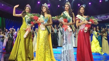 Stephanie De Zorzi fue coronada como Miss Earth Water 2016