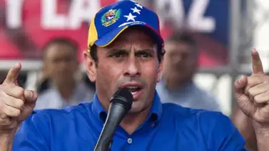 Capriles: Hoy debíamos haber amanecido con millones de huellas plasmadas para el referendo Capriles: Hoy debíamos haber amanecido con millones de huellas plasmadas para el referendo