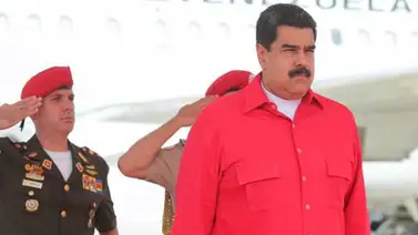 Maduro: "Si se comen la luz, actuaremos con la mano de hierro de la unión cívico militar" Maduro: "Si se comen la luz, actuaremos con la mano de hierro de la unión cívico militar"