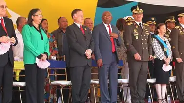 Padrino López: "Dejamos firme nuestro compromiso irrevocable a respetar nuestra Constitución" Padrino López: "Dejamos firme nuestro compromiso irrevocable a respetar nuestra Constitución"