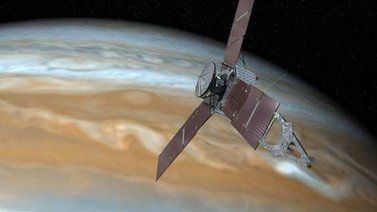 Sonda espacial que orbita Júpiter presenta un problema