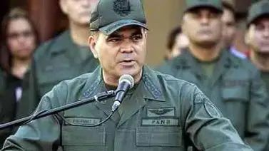 Padrino López desea "feliz Navidad" y prevé que la situación mejorará "progresivamente" Padrino López desea "feliz Navidad" y prevé que la situación mejorará "progresivamente"