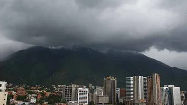 Inameh prevé lluvias este miércoles y paso de onda tropical en el oriente del país