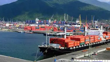 Más de 2 mil 900 toneladas de productos de primera necesidad arribaron al país Más de 2 mil 900 toneladas de productos de primera necesidad arribaron al país