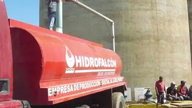Llegan a Falcón 15 cisternas para atender emergencia hídrica Llegan a Falcón 15 cisternas para atender emergencia hídrica