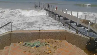 Protección Civil Miranda reporta fuerte oleaje en playas de Puerto Francés en Higuerote Protección Civil Miranda reporta fuerte oleaje en playas de Puerto Francés en Higuerote