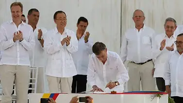 Colombia y las Farc firmaron acuerdo de paz en Cartagena (+Fotos y video) Colombia y las Farc firmaron acuerdo de paz en Cartagena (+Fotos y video)