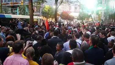 Alcaldesa de Charlotte decreta toque de queda ante nuevas protestas Alcaldesa de Charlotte decreta toque de queda ante nuevas protestas