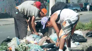 Familias sobreviven comiendo de la basura (+Fotos) Familias sobreviven comiendo de la basura (+Fotos)