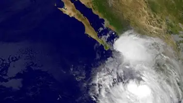Newton se degrada a tormenta tropical e impacta el estado mexicano de Sonora Newton se degrada a tormenta tropical e impacta el estado mexicano de Sonora