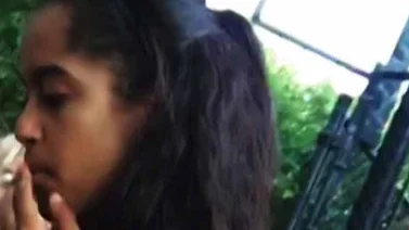 Desatada hija de Barack y Michelle: ¿Qué estará fumando Malia Obama?