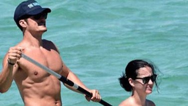Orlando Bloom lo enseñó todo en una playa italiana (+Fotos)