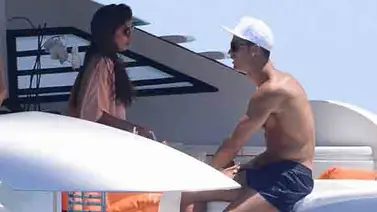 Así disfrutó Cristiano Ronaldo sus vacaciones en playas españolas (+ Fotos) Así disfrutó Cristiano Ronaldo sus vacaciones en playas españolas (+ Fotos)