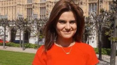 Inglaterra: Apuñalan y tirotean a diputada Jo Cox