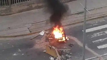 Reportaron protesta en Menca de Leoni, Guarenas (+Tuits+Fotos) Reportaron protesta en Menca de Leoni, Guarenas (+Tuits+Fotos)