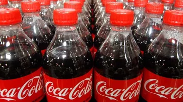 Coca-Cola detuvo producción en Venezuela por falta de azúcar