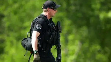 Hombre salta la valla de la Casa Blanca después de perpetrar un robo Hombre salta la valla de la Casa Blanca después de perpetrar un robo
