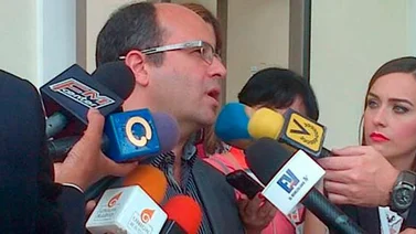 Denuncian que fueron desviados $30 millardos destinados al sistema eléctrico