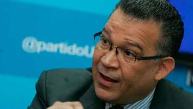 Márquez dice que CNE está "al margen de la Constitución" al desconocer facultades de la AN
