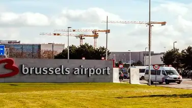 Aeropuerto de Bruselas reabrió este domingo con tres vuelos de salida Aeropuerto de Bruselas reabrió este domingo con tres vuelos de salida