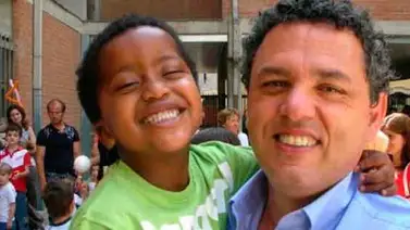 Padre pide a Apple que desbloquee el iPhone de su hijo fallecido Padre pide a Apple que desbloquee el iPhone de su hijo fallecido