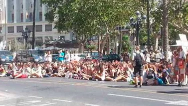 Universitarios de Carabobo protestan en contra del alza en precio del pasaje
