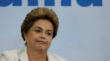 Rousseff afirma que la quieren "derrocar" para acabar con planes sociales