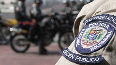 Capturan a una PNB suspendida por atracar un transporte público