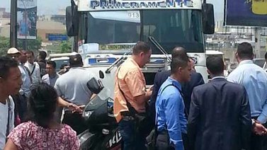 Dos antisociales muertos luego de robar una camioneta en La Urbina