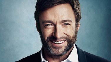 Hugh Jackman le salvó la vida a su hijo y a dos jóvenes en la playa (+Fotos)