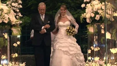Video del día: DJ arruina la entrada nupcial a la novia