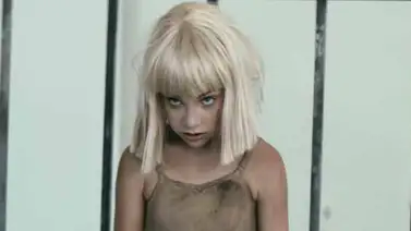 Sia estrenó otro video con la prodigio de la danza Maddie Ziegler (+Video) Sia estrenó otro video con la prodigio de la danza Maddie Ziegler (+Video)
