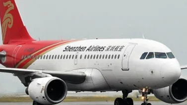 Tormentas paralizan vuelos en aeropuerto chino de Shenzhen