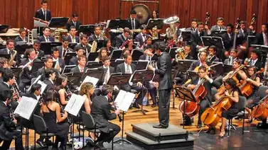 Sinfónica Juvenil Simón Bolívar celebrará décimo aniversario Sinfónica Juvenil Simón Bolívar celebrará décimo aniversario