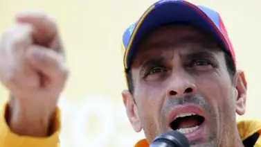 Capriles a Padrino López: Dé la cara y explique los robos de armamento de la FANB Capriles a Padrino López: Dé la cara y explique los robos de armamento de la FANB