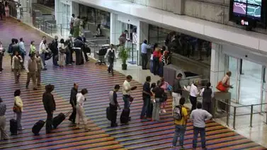 Más de 200.000 pasajeros movilizará el aeropuerto de Maiquetía en Carnaval Más de 200.000 pasajeros movilizará el aeropuerto de Maiquetía en Carnaval