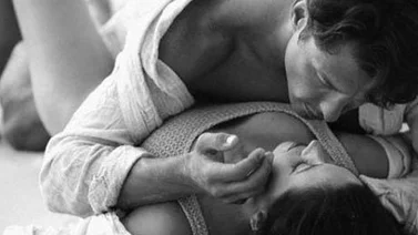 10 señales de que él no sabe cómo darte sexo oral
