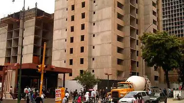 Expertos esperan que Ley de Propiedad Privada genere contrapeso ante poderes del Estado Expertos esperan que Ley de Propiedad Privada genere contrapeso ante poderes del Estado