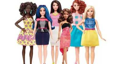 Mattel deja a un lado la "perfección" y presenta nuevos aspectos físicos de Barbie (+Fotos) Mattel deja a un lado la "perfección" y presenta nuevos aspectos físicos de Barbie (+Fotos)